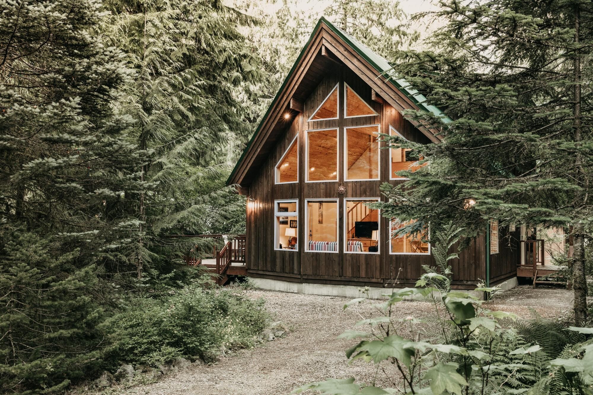 Mt. Baker Lodging Cabin 75 - Sleeps 6!
