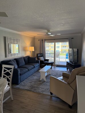 Smart TV, DVD player