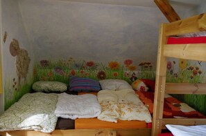 6 bedrooms, Internet