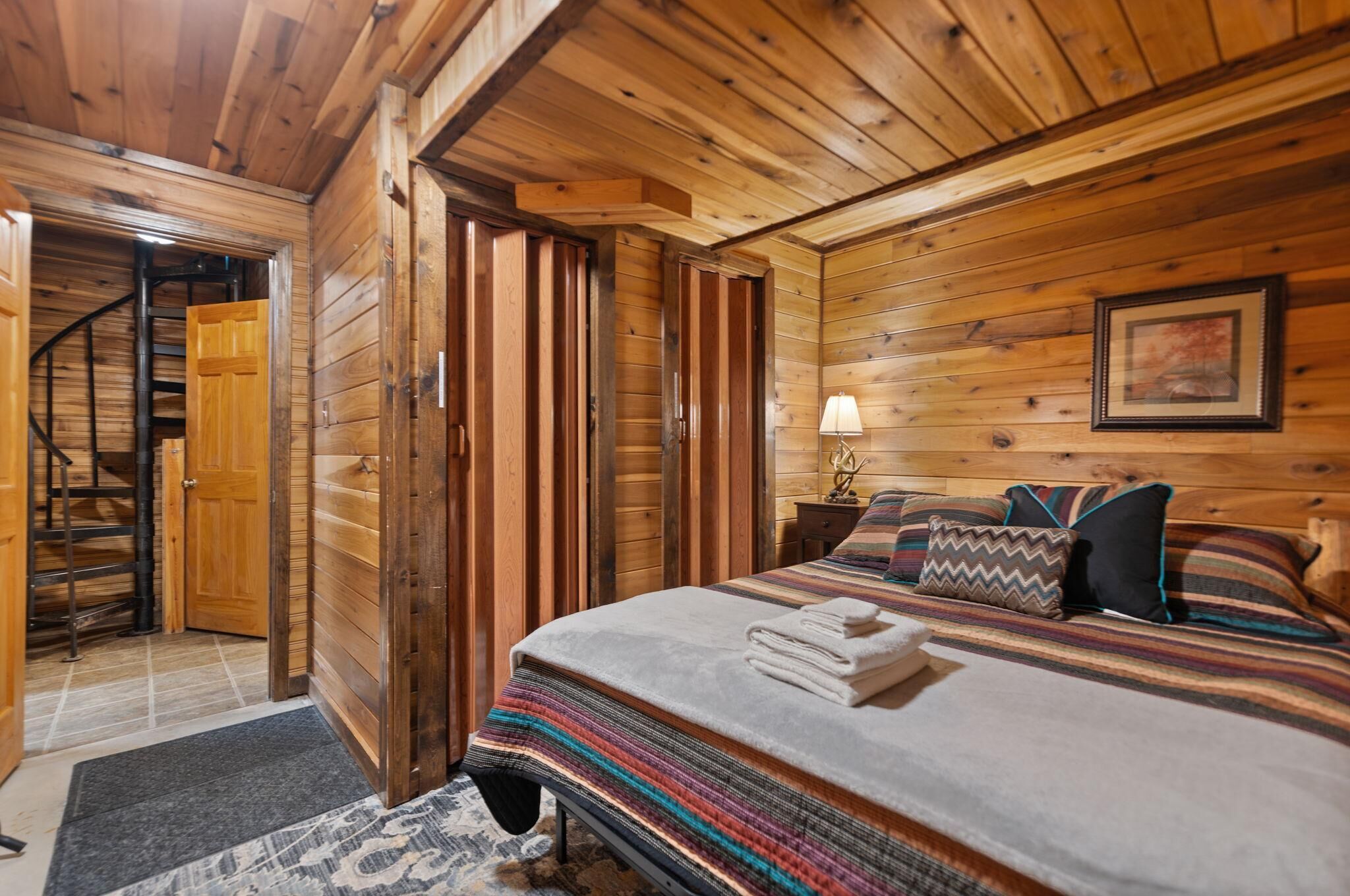 6 bedrooms, free WiFi, bed sheets