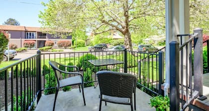 2 Bedroom Cottage Vacation Rental Near OSU