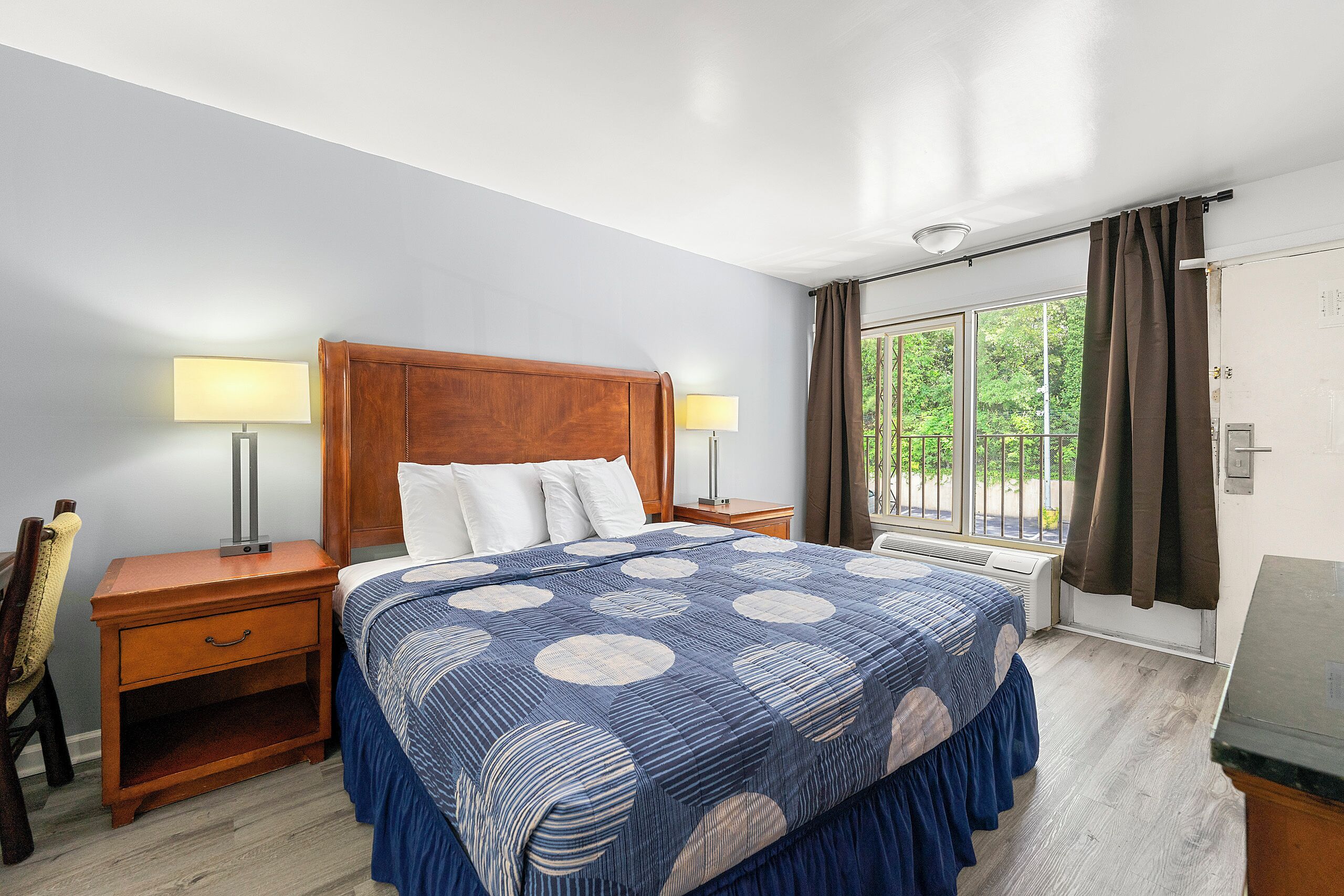 Foto - Budgetel Inn and Suites