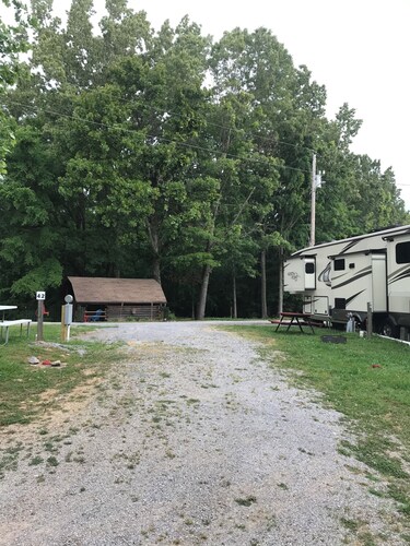 RV Site #42 pull through - Big Rig Friendly 65ftx28ft