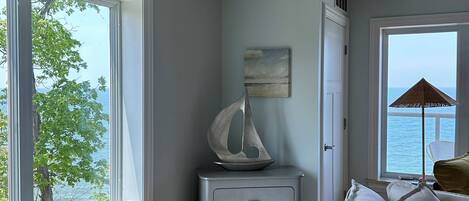 Smart TV, books