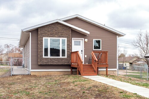 ⁂Pet Friendly⁑Game Room⁑Air Hockey⁑Foosball⁑Darts⁂