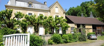 Maison de Maître à Sarlat Avec Parc et Spa