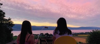 Chalet with panoramic view of the lake - a stay "Relax & Tranquility"