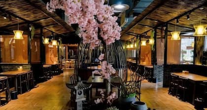 Sanhe International Hotel