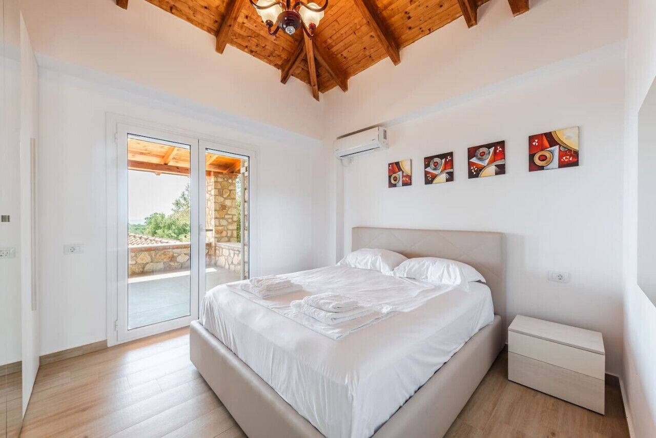 3 camere, una scrivania, ferro/asse da stiro, Wi-Fi