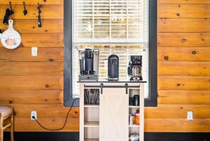 Interior - 1 Liberty Log Cabin (Nashville)