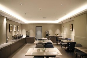 Unclassified image, 5 of 65, button - Homeinn Hotel (Jixi Jinlong Building Railway Station Wanda Plaza) (Jixi)