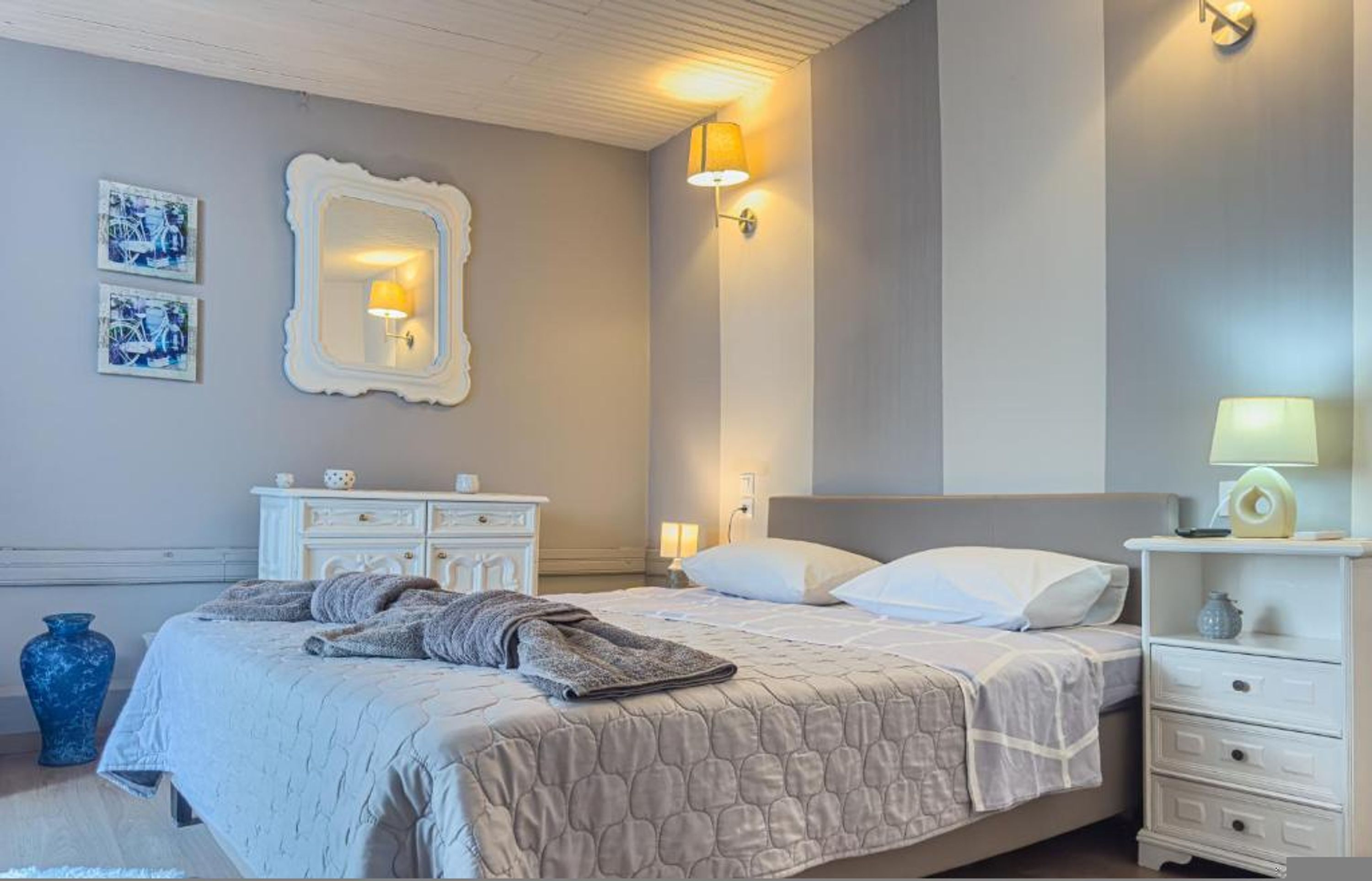 1 chambre, fer et planche à repasser, Wi-Fi gratuit, draps fournis