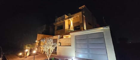 Extérieur