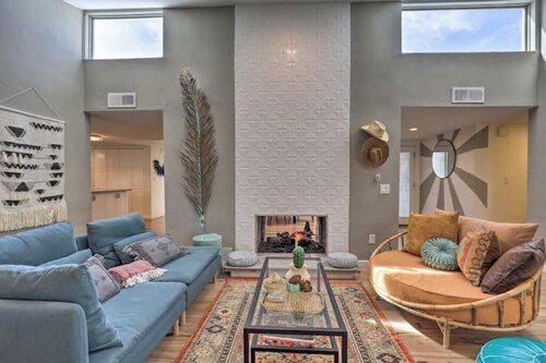 Boho-off-Broadway, fun and chic family home!

