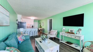 Smart TV - Oceanfront Newly Renovated 2 Bedroom, Family-Friendly & Steps to Beachfront Fun! (Myrtle Beach)