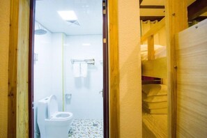 Bathroom - Jinhua Inn (Zhangjiajie)