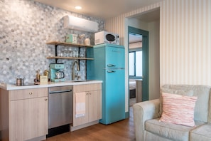 Luxury Suite, 2 Bedrooms, Patio, Ocean View | 1 bedroom, individually decorated, individually furnished, free WiFi