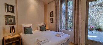 “La Maison du Puits”, with wood-burning stove, Honfleur center 5P