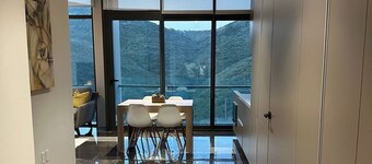 Luxury 2BD&2Bath Next to Plaza Hospital Pool