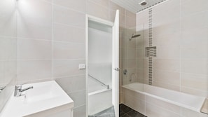 Shower, towels