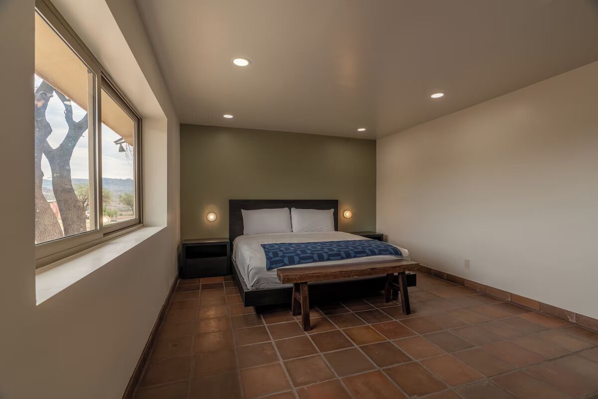 3 makuuhuonetta, ilmainen Wi-Fi, vuodevaatteet