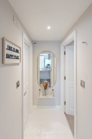 Interior - Cosy rural retreat North Somerset with garden (Failand)