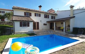 Pool - Amazing home in Gologorica (Gologorica)