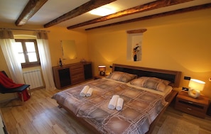 2 dormitorios, wifi gratis, ropa de cama