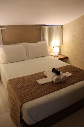 2 quartos, ferros/tábuas de passar roupa, Wi-Fi, roupa de cama