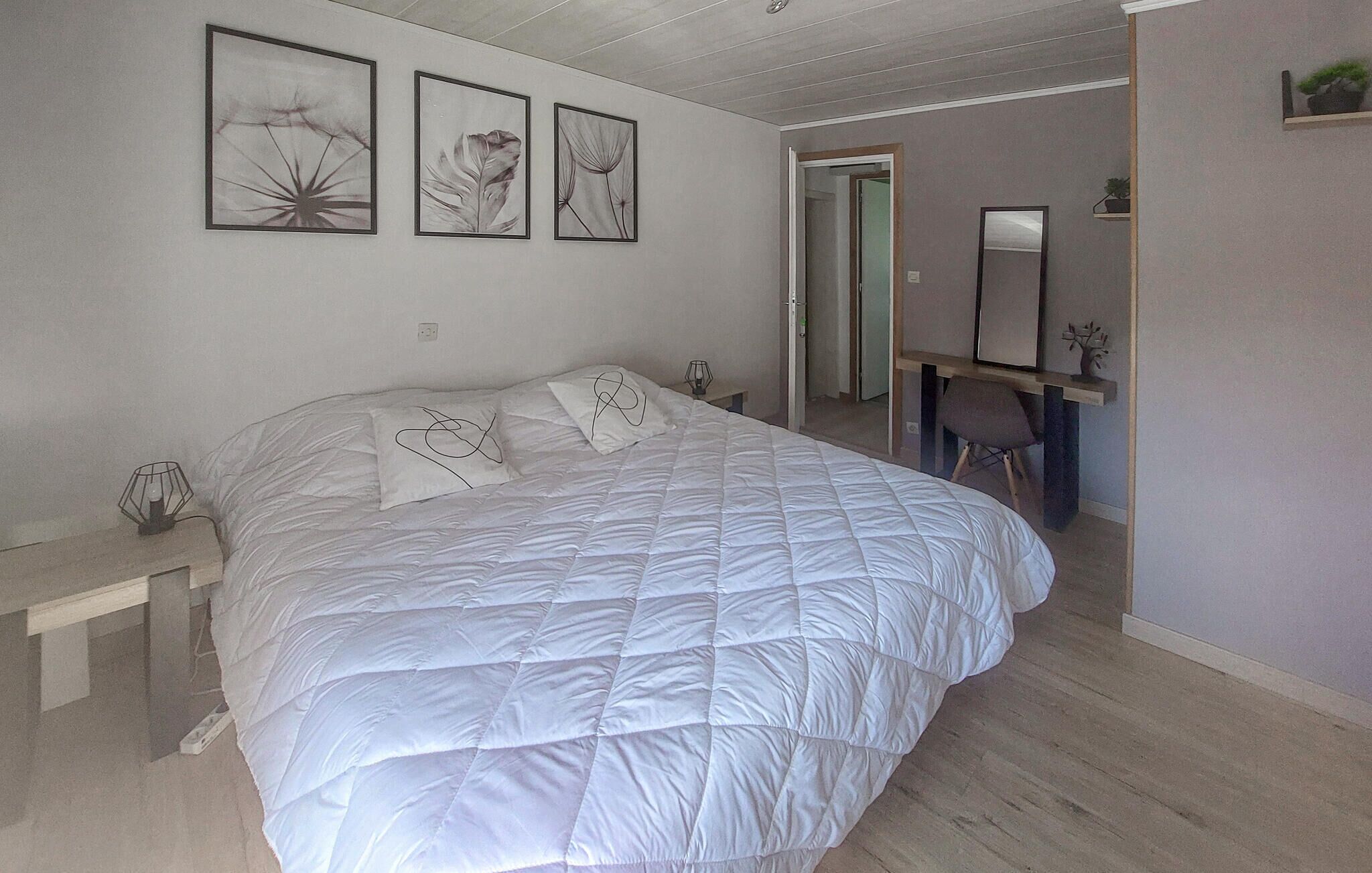 7 bedrooms, iron/ironing board, travel cot, free WiFi