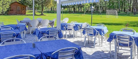 Restauration en plein air