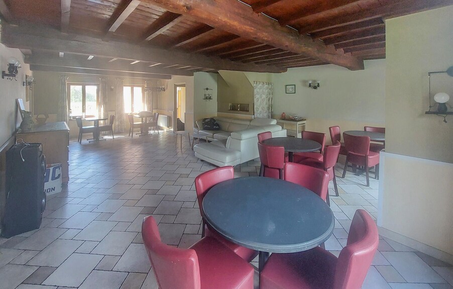 Stunning Home In Maubert-fontaine With Sauna - Ardennes