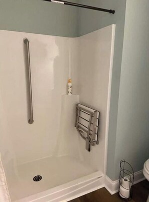 Douche, séchoir à cheveux