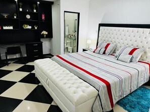 3 habitaciones, tabla de planchar con plancha y wifi gratis