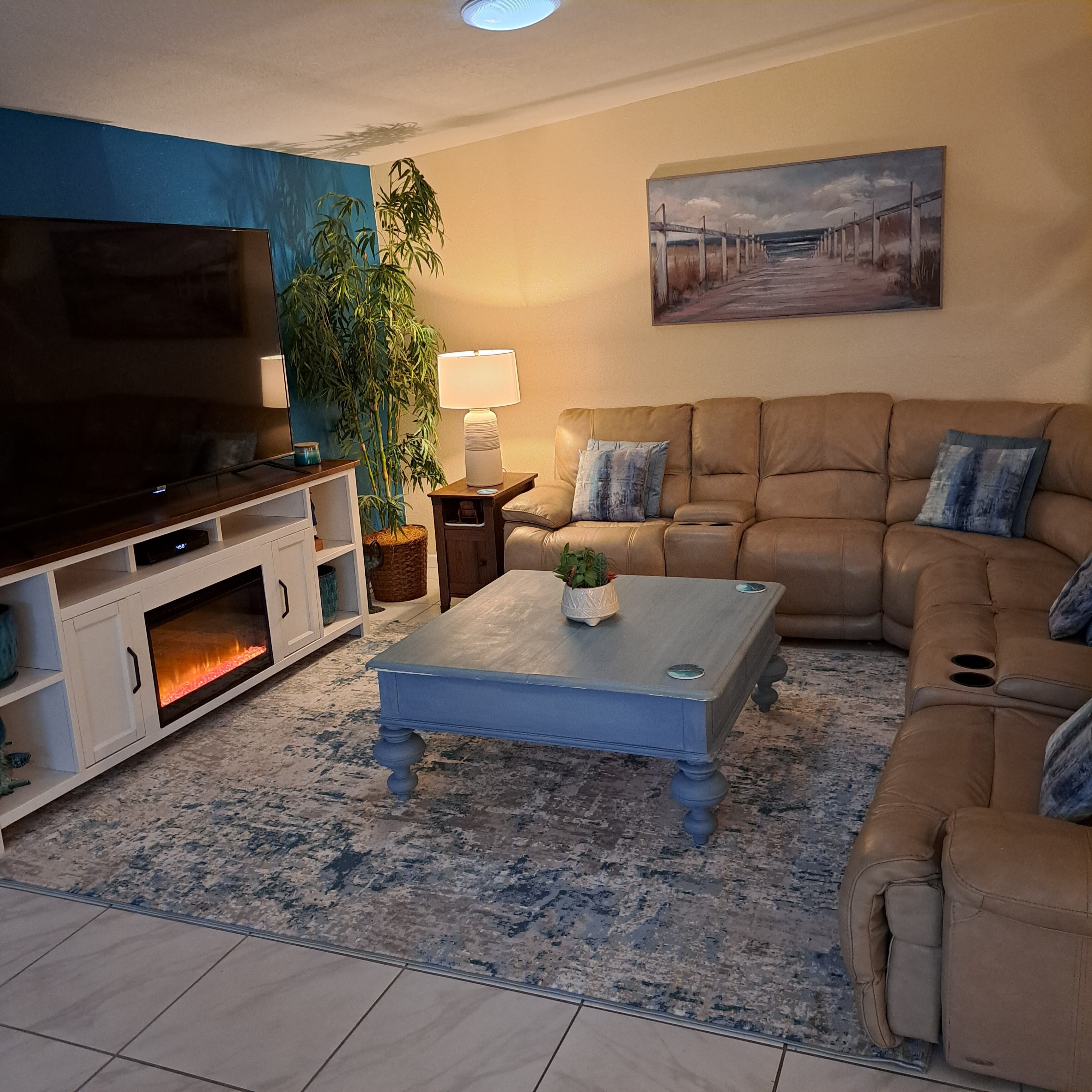 Cntr FL Country Club, gated 55+ surrounded by The Villages use of all amenities 