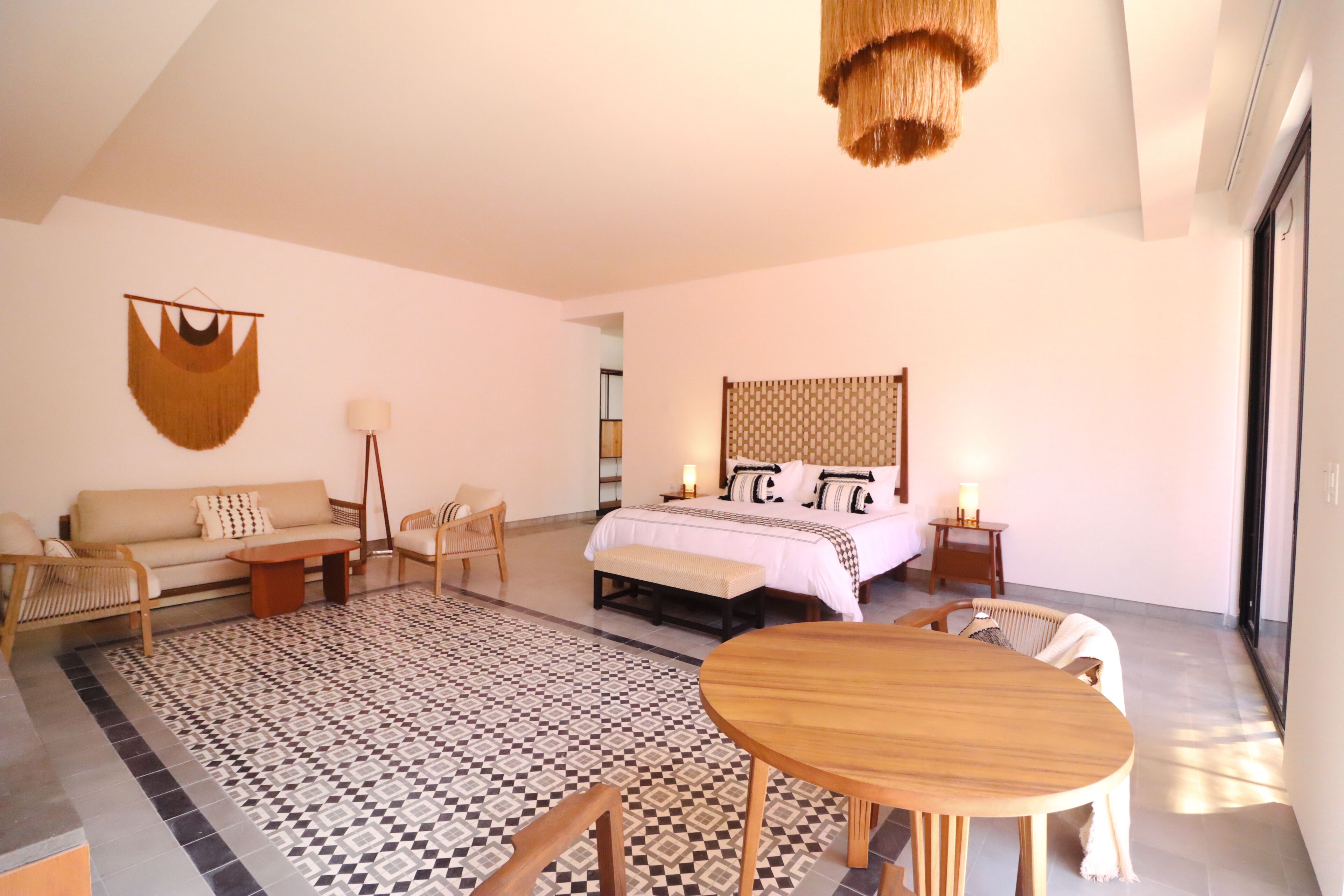 Master Suite | Ropa de cama de alta calidad y minibar 