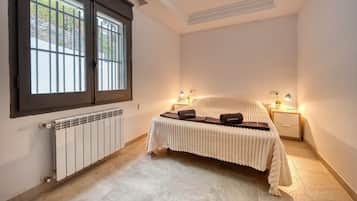 4 Schlafzimmer, kostenloses WLAN, Bettwäsche