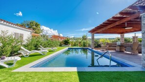 Pool - Villa "Costacabana - Villa Palmera" with Private Pool & Wi-Fi (Lloret de Mar)