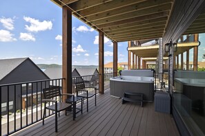 Bañera de hidromasaje exterior