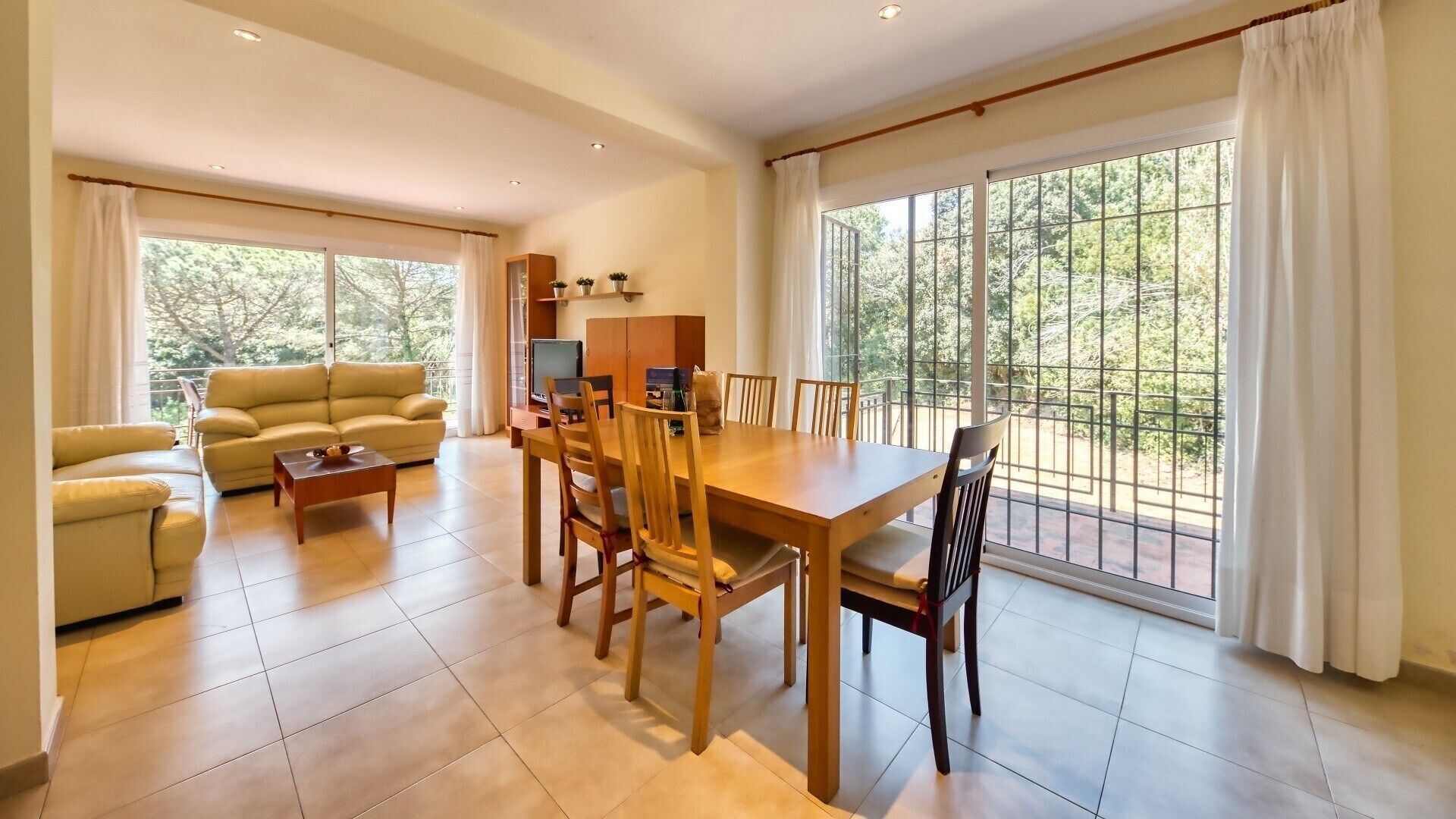 Villa "Costacabana - Lloret" Avec Piscine Partagée, Terrasse Privée Et Wi-fi - Lloret de Mar