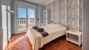 7 bedrooms, free WiFi, bed sheets