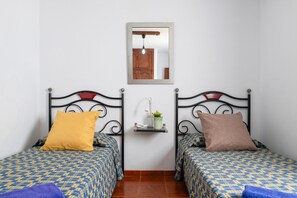 2 quartos, Wi-Fi de cortesia, roupa de cama