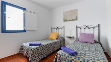 2 多间卧室、免费 WiFi、床单