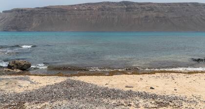 Studio de vacances 'Loft La Caletilla' avec vue sur la mer et terrasse privée