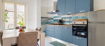 Apartment 'La Casa di Andrea' with Private Terrace, Wi-Fi and Air Conditioning