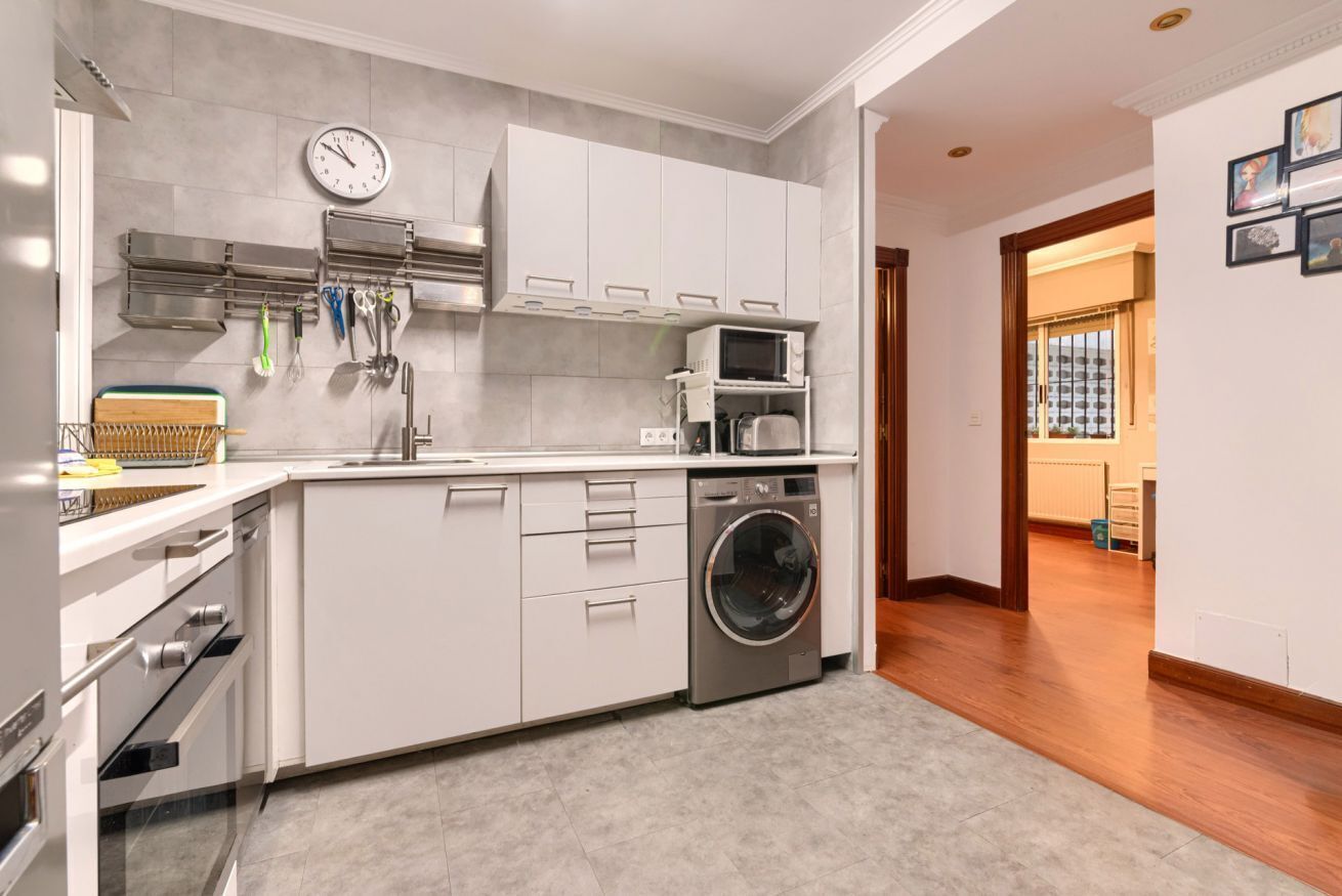 Refrigerador, microondas, horno y lavavajillas 