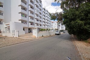 Exterior - Apartment 'Apartarment Azur' with Wi-Fi (Albufeira)