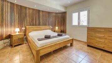 7 Schlafzimmer, kostenloses WLAN, Bettwäsche