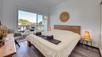 8 Schlafzimmer, Bügeleisen/Bügelbrett, kostenloses WLAN, Bettwäsche