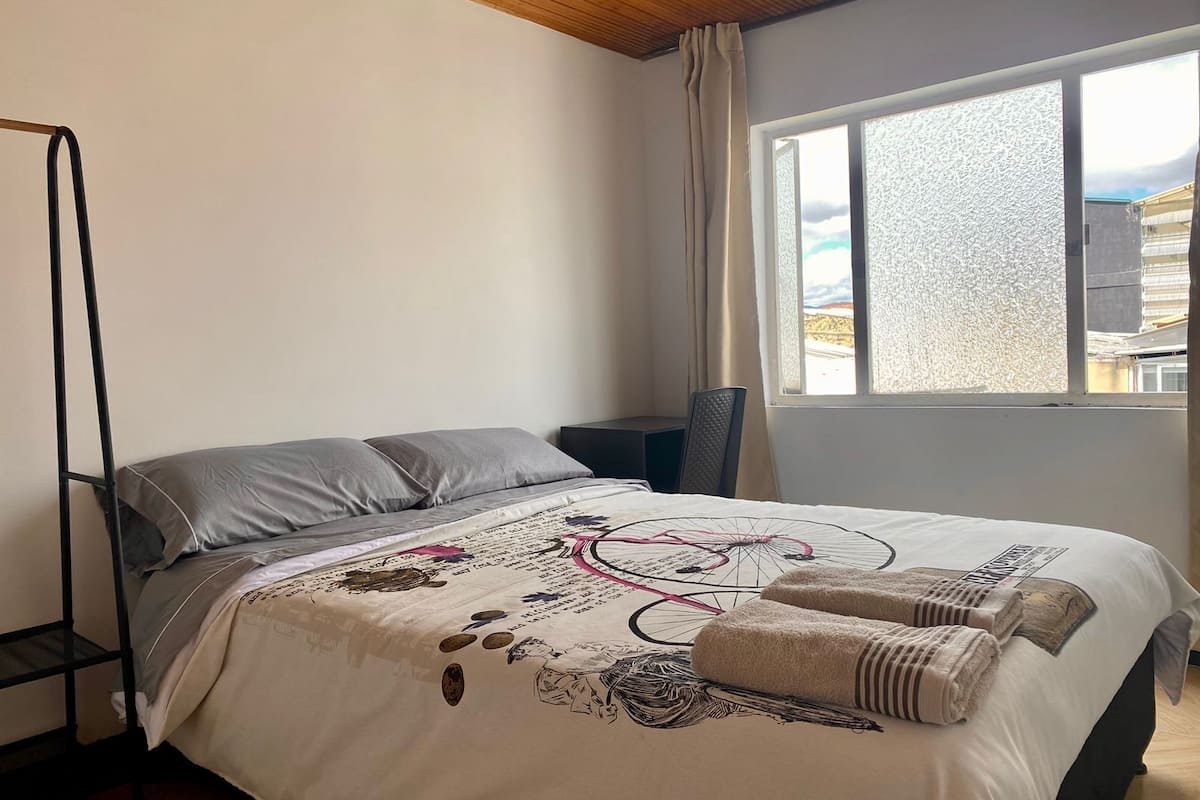 Economy Double Room | Desk, laptop workspace, free WiFi